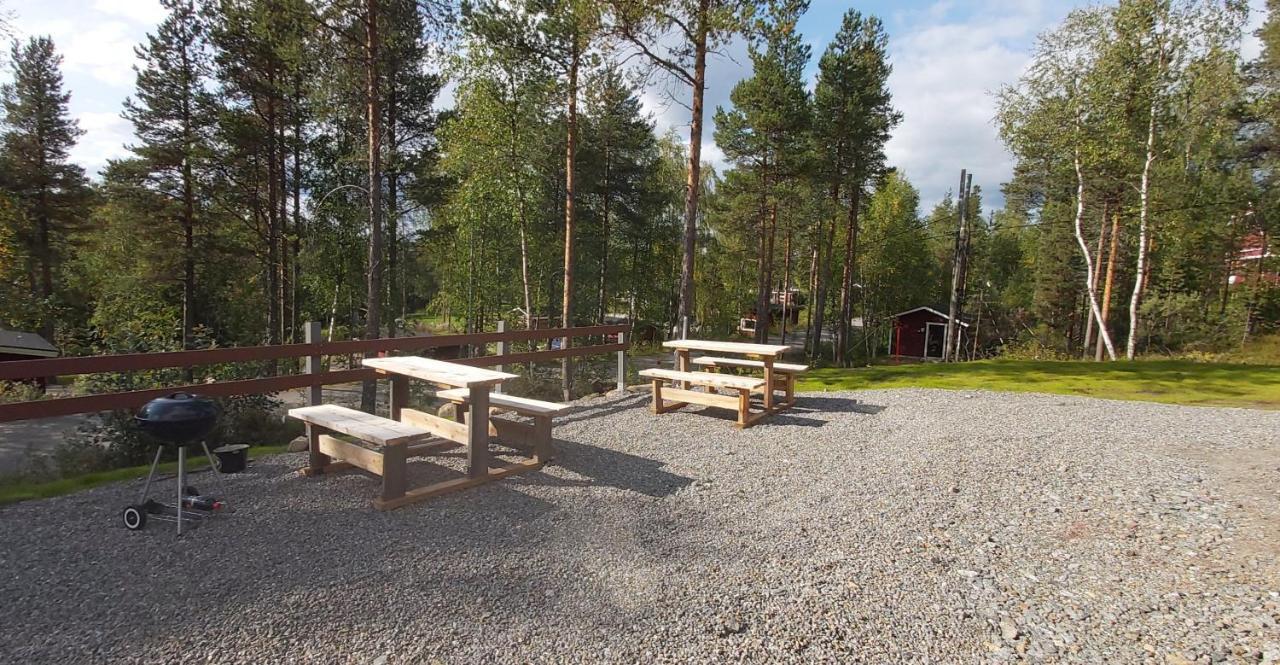 Hillside Rooms Ivalo Exterior foto